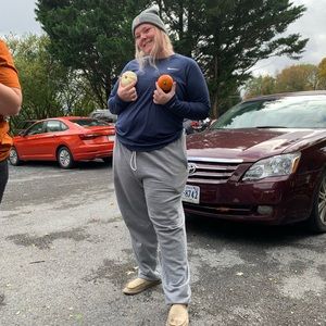 Meet your Posher, Hailey